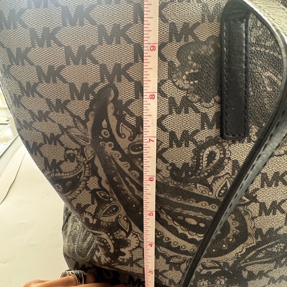 Michael Kors Black and Gray Floral Tote Bag - Picture 7 of 7